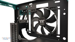 thermaltake-the-tower-100-turquoise-mini-luefter-oben.JPG