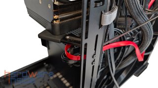 msi-mpg-velox-300r-airflow-pz-case-einbau-5.jpg