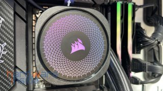 Corsair-iCUE-LINK-TITAN-420-RX-RGB-025.JPG