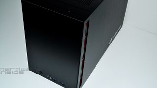 Lian Li PC-Q17 ROG Style