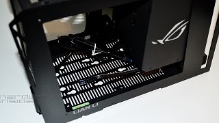 Lian Li PC-Q17 ROG Style