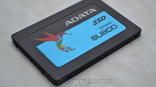 Zwei SSD Festplatten im Vergleichstest