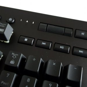 Thermaltake Level 20 RGB Gaming Keyboard - 3.jpg