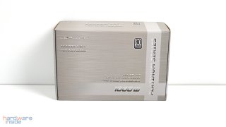 LC-Power LC1000 V2.4 Platinum (1).jpg
