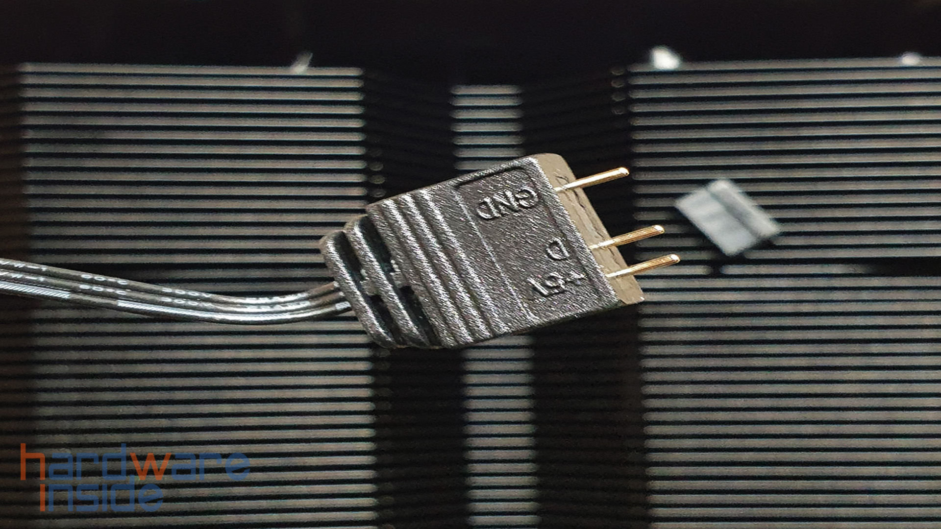 3pin-argb_detail_I.jpg