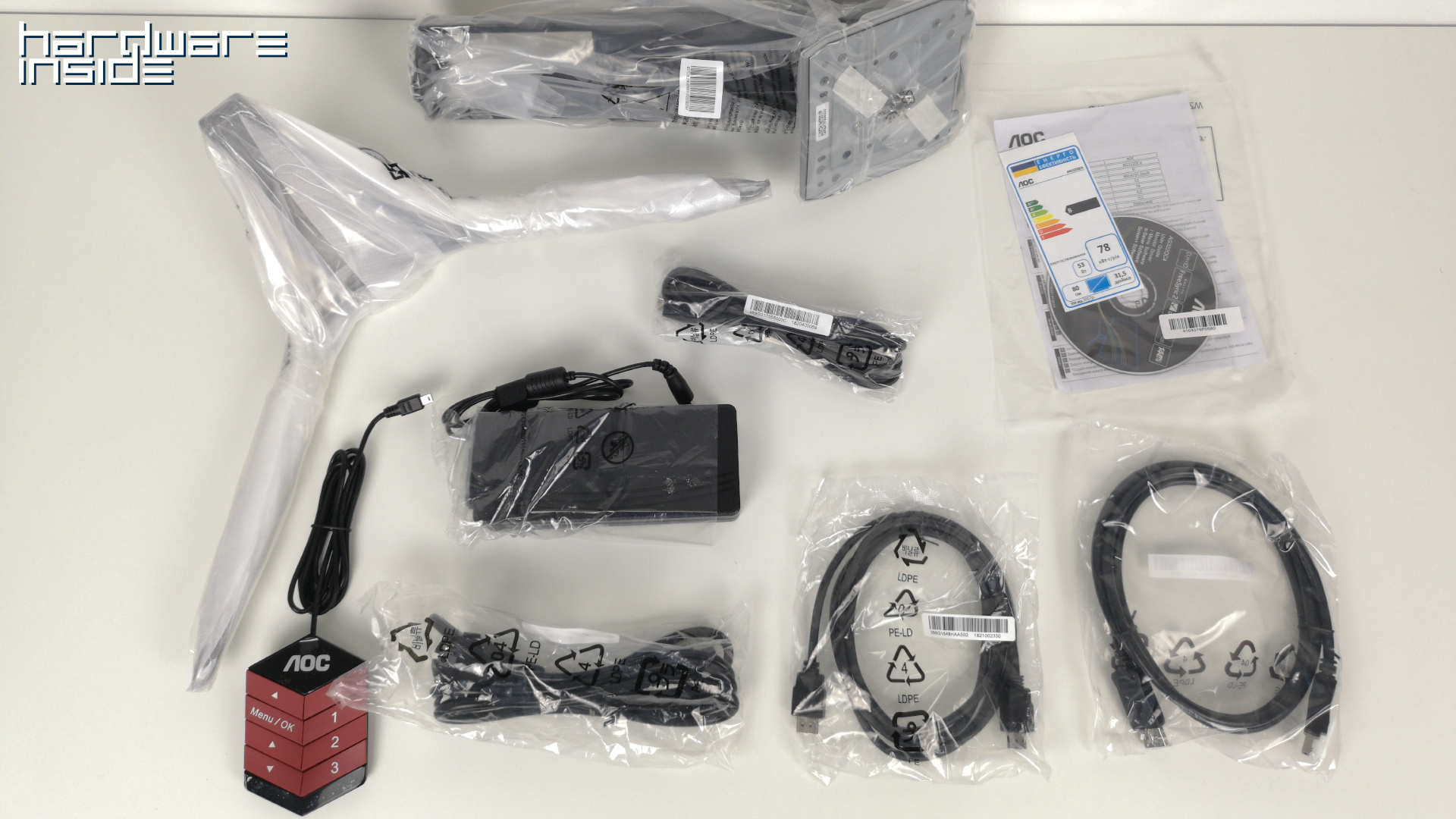 AG3222QC4 Lieferumfang