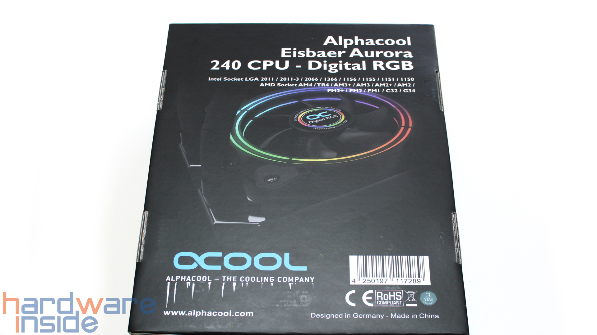 Alphacool_Eisbaer_Aurora_240_Verpackung_2_neu.jpg