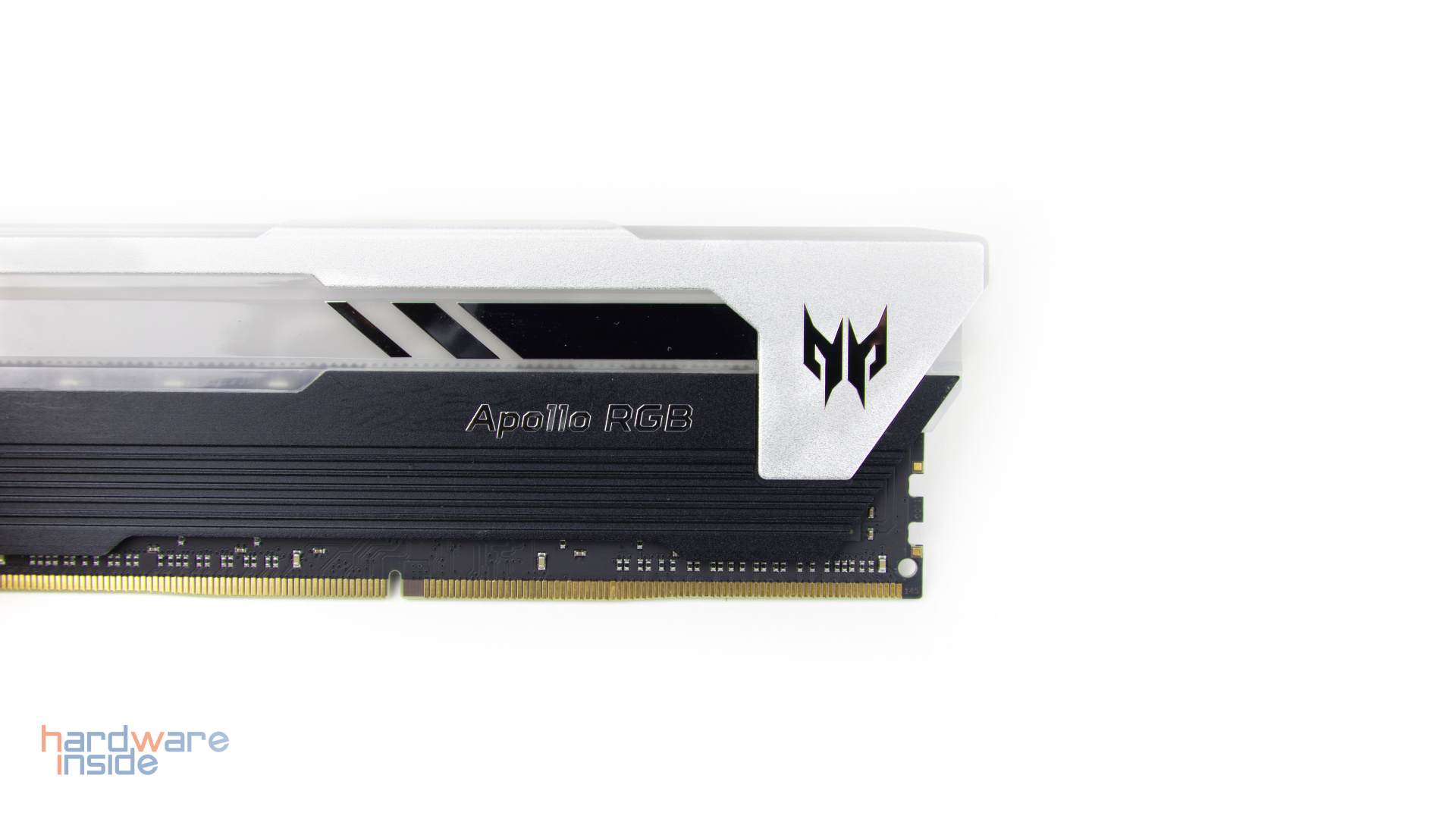 apollo-predator-ddr4-4000mhz-09.jpg