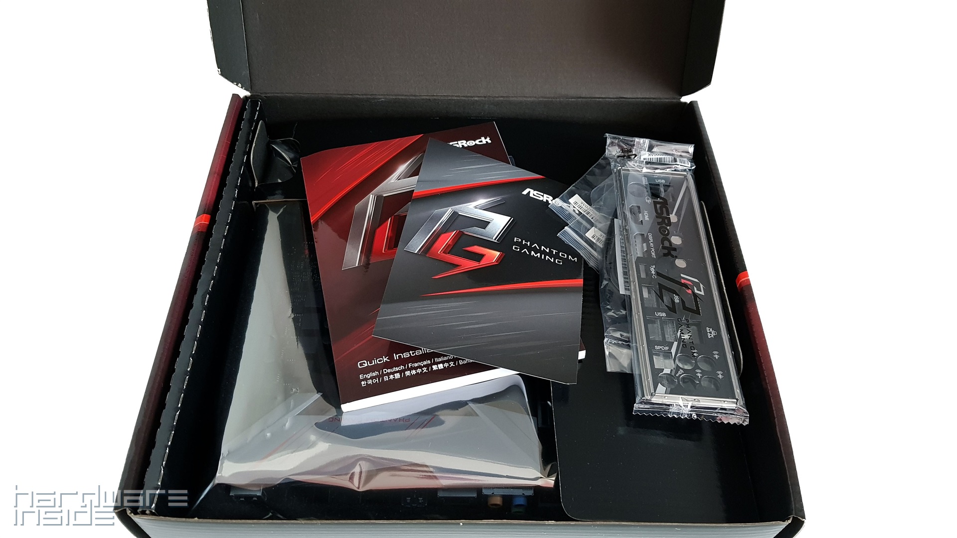 ASRock B365M Phantom Gaming 4 - 11