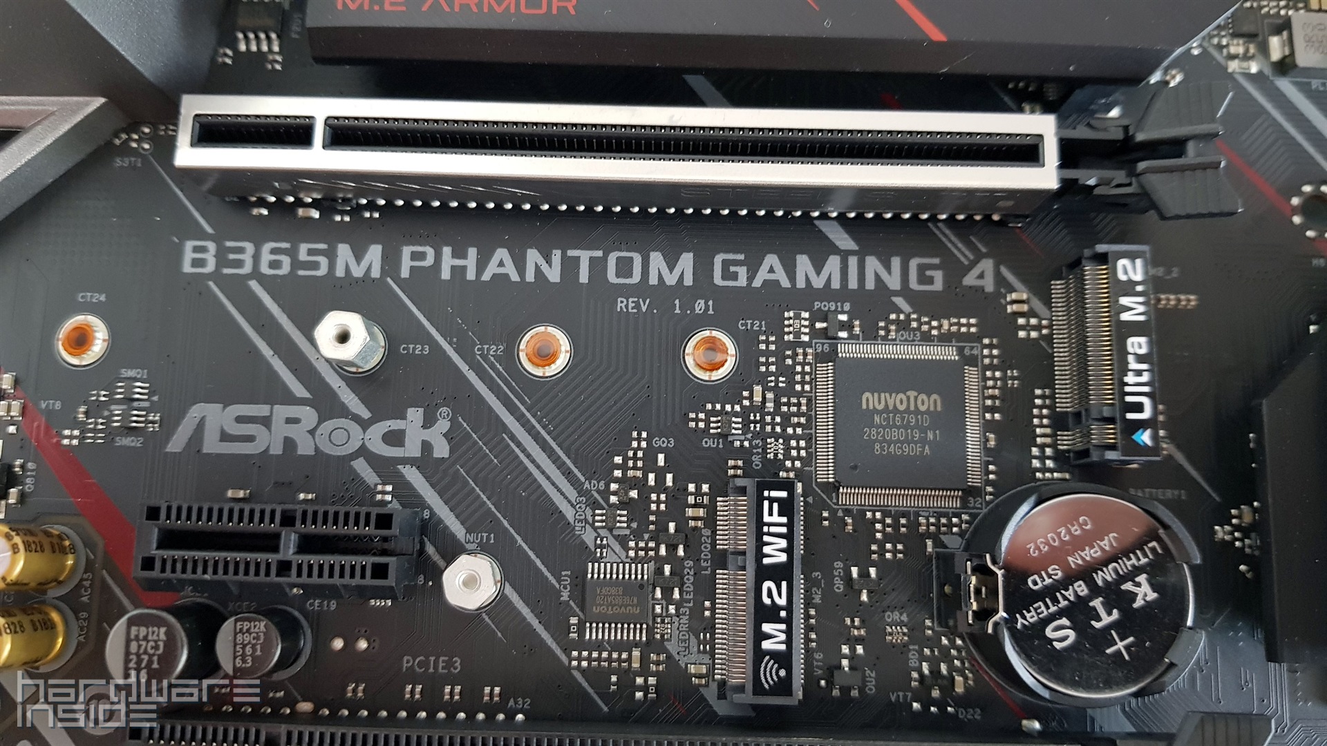 ASRock B365M Phantom Gaming 4 - 7