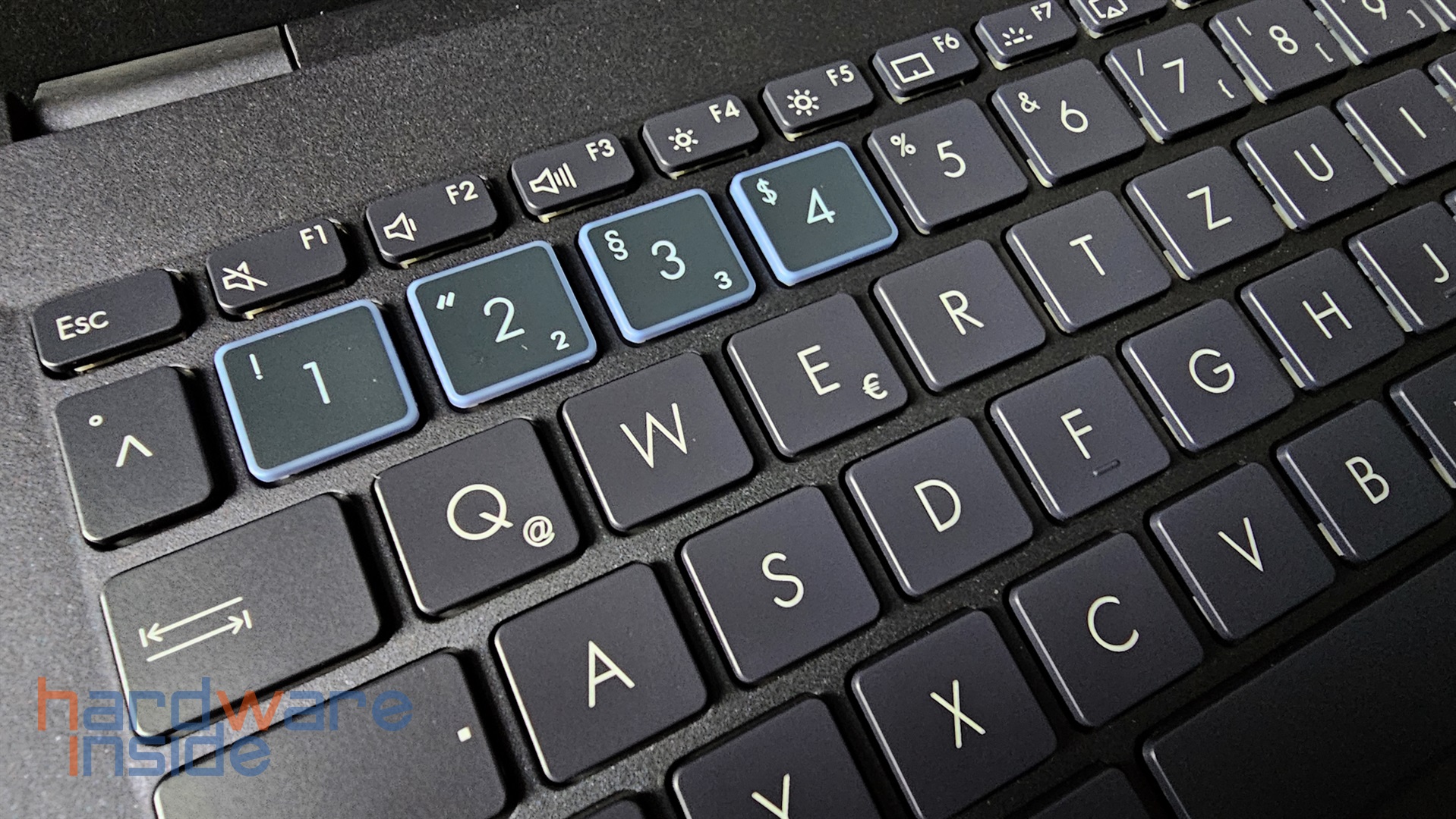 ASUS ExpertBook B5 - 13.jpg