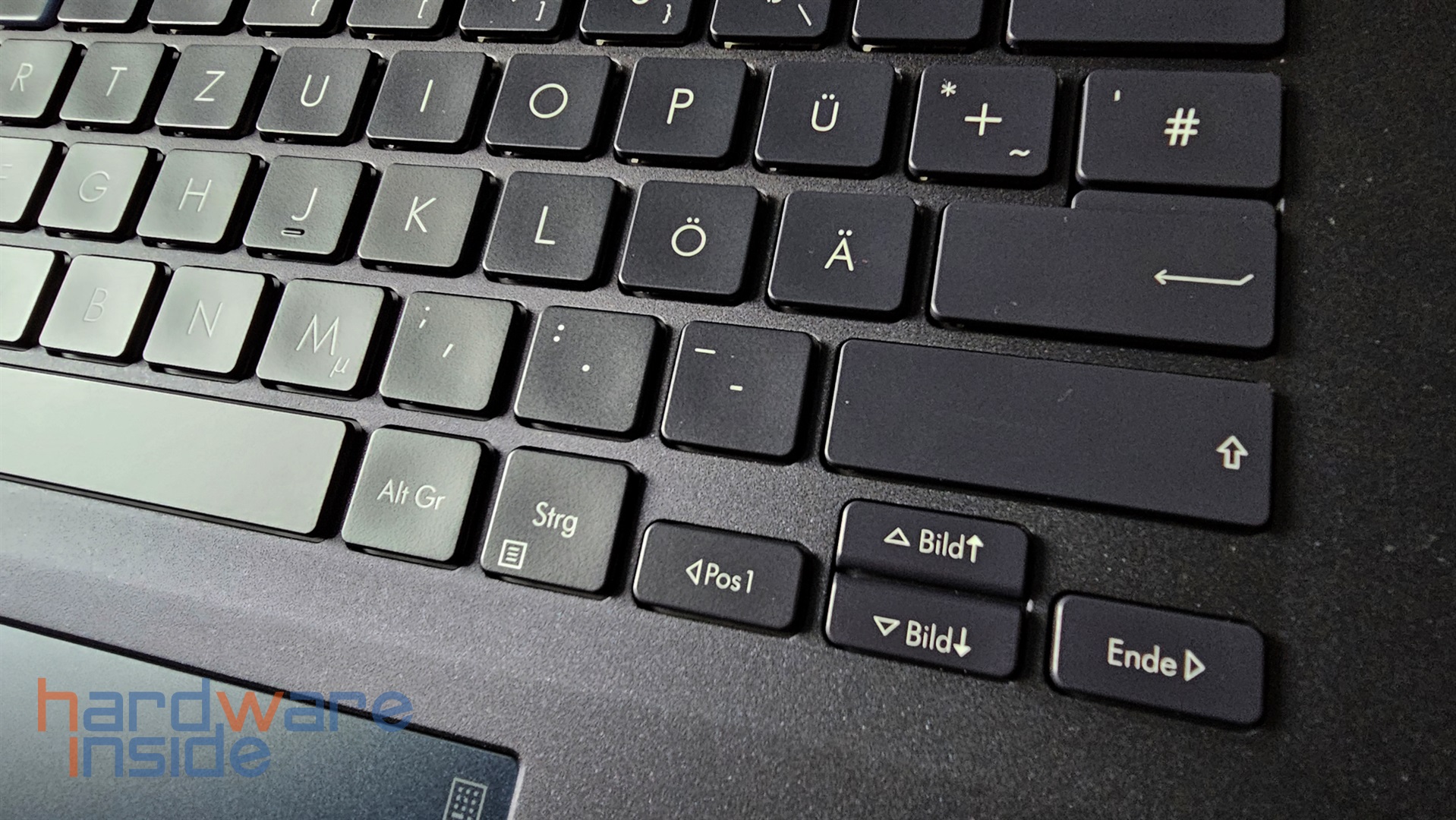 ASUS ExpertBook B5 - 14.jpg