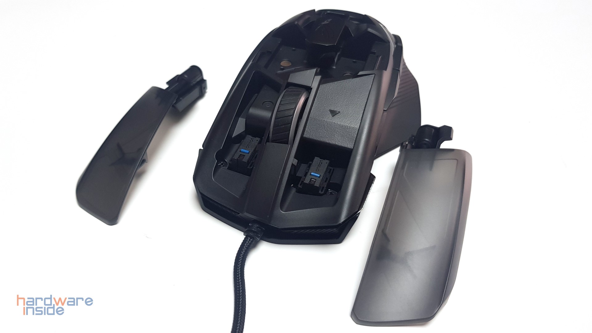 ASUS ROG Chakram Core - 17.jpg