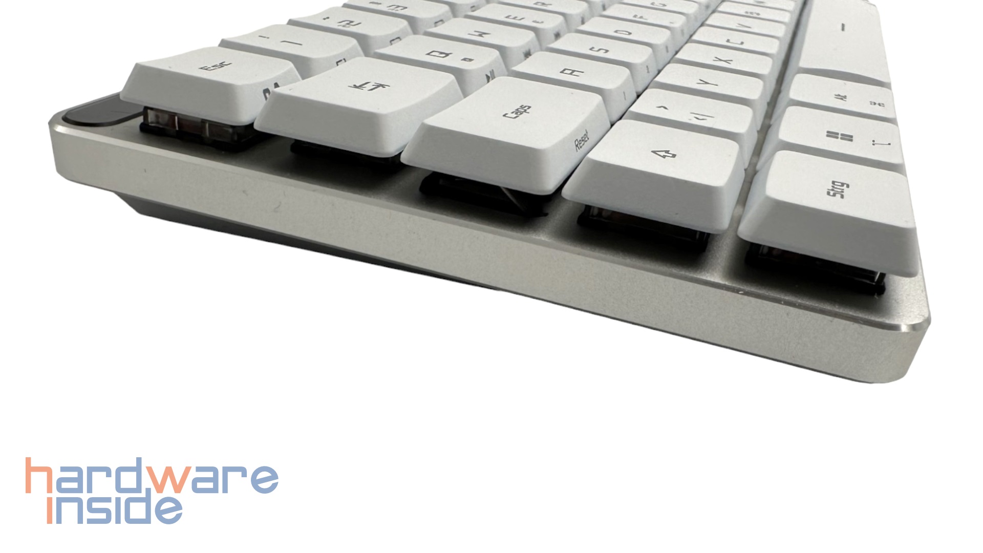 ASUS ROG Falchion RX Low Profile - 19.jpg