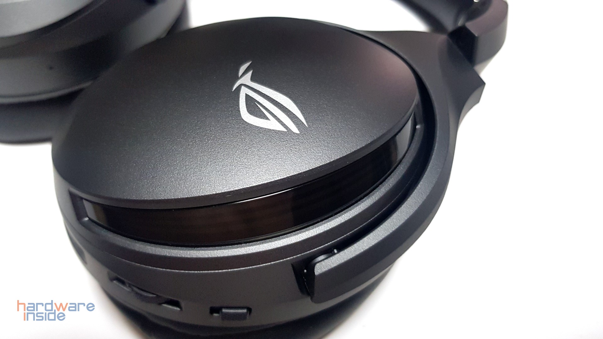 ASUS ROG FUSION II - 15.jpg