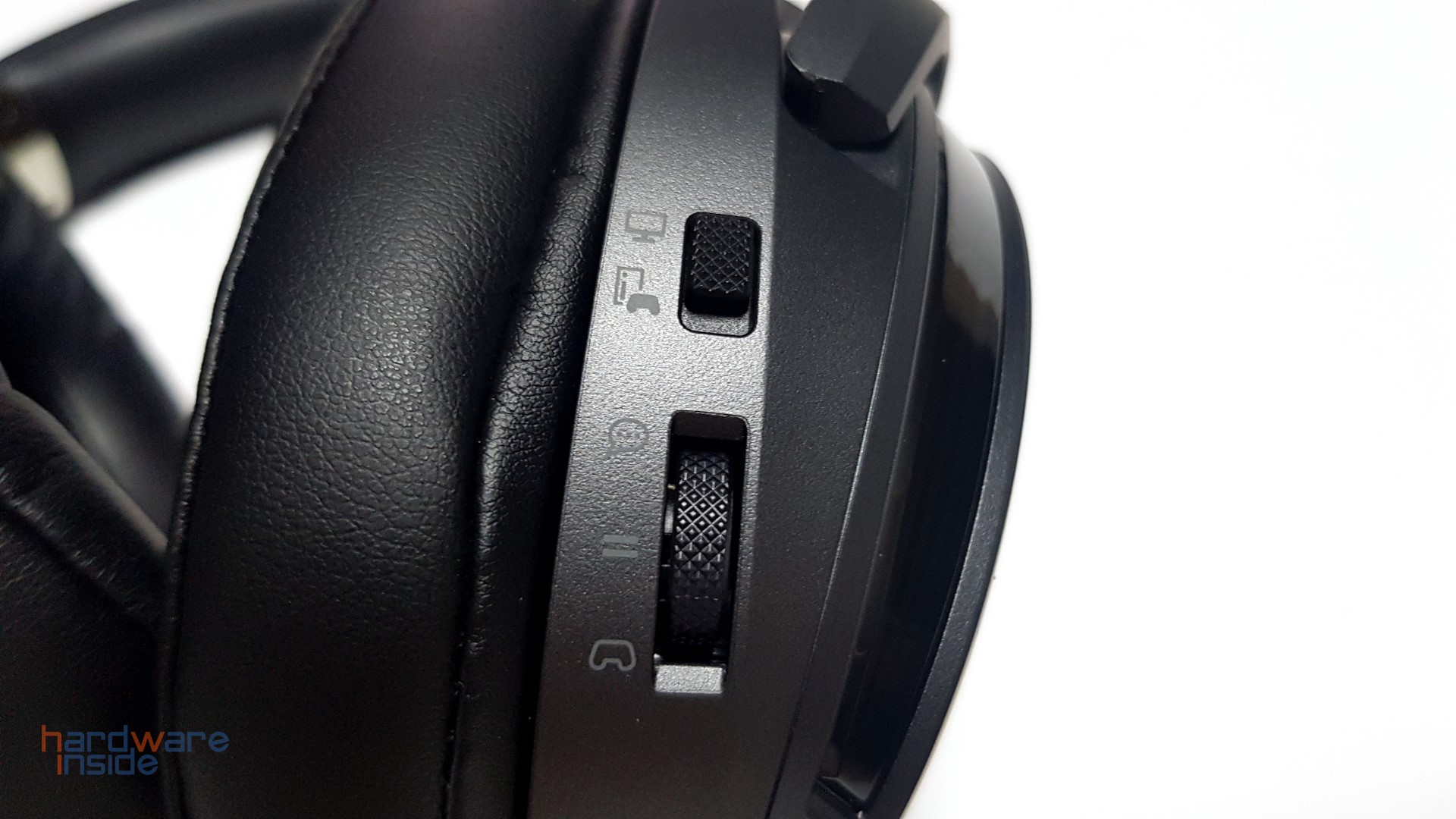 ASUS ROG FUSION II - 17.jpg