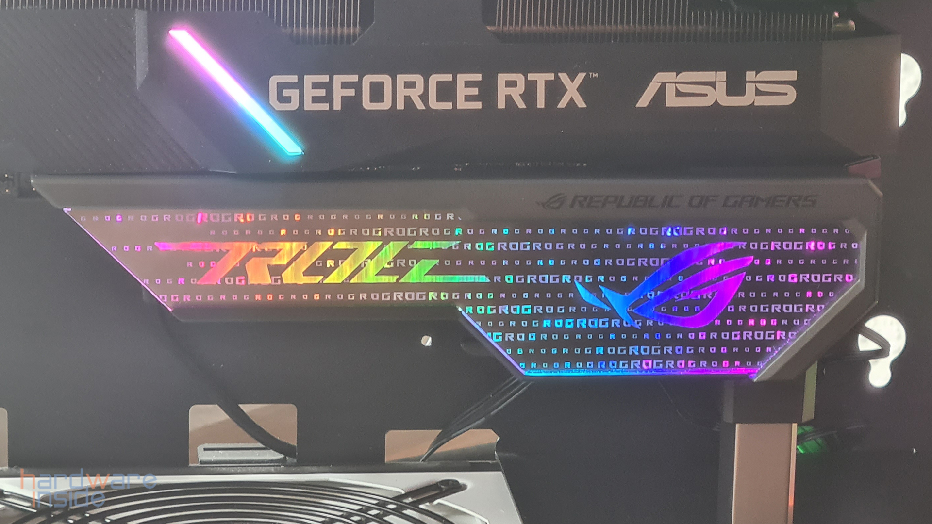 asus rog herculx_17.jpg