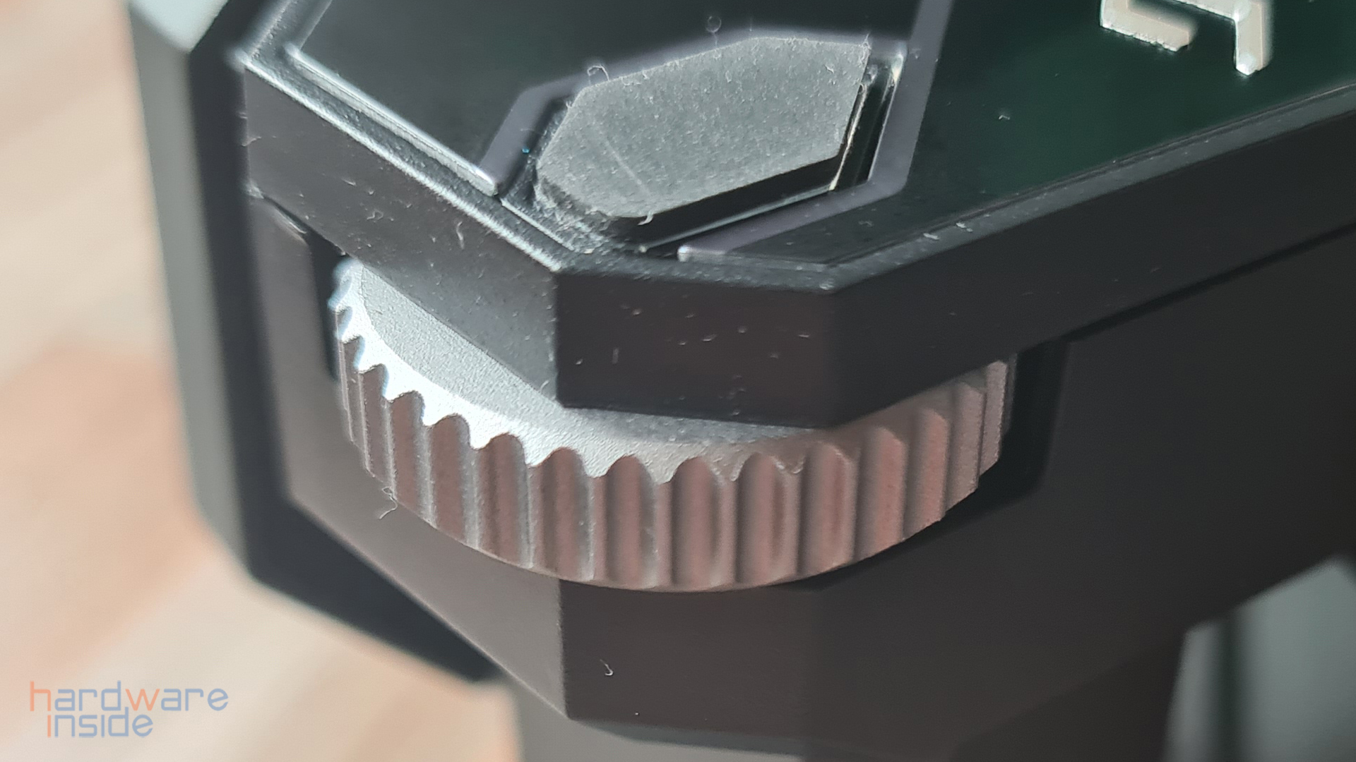 asus rog herculx_7.jpg