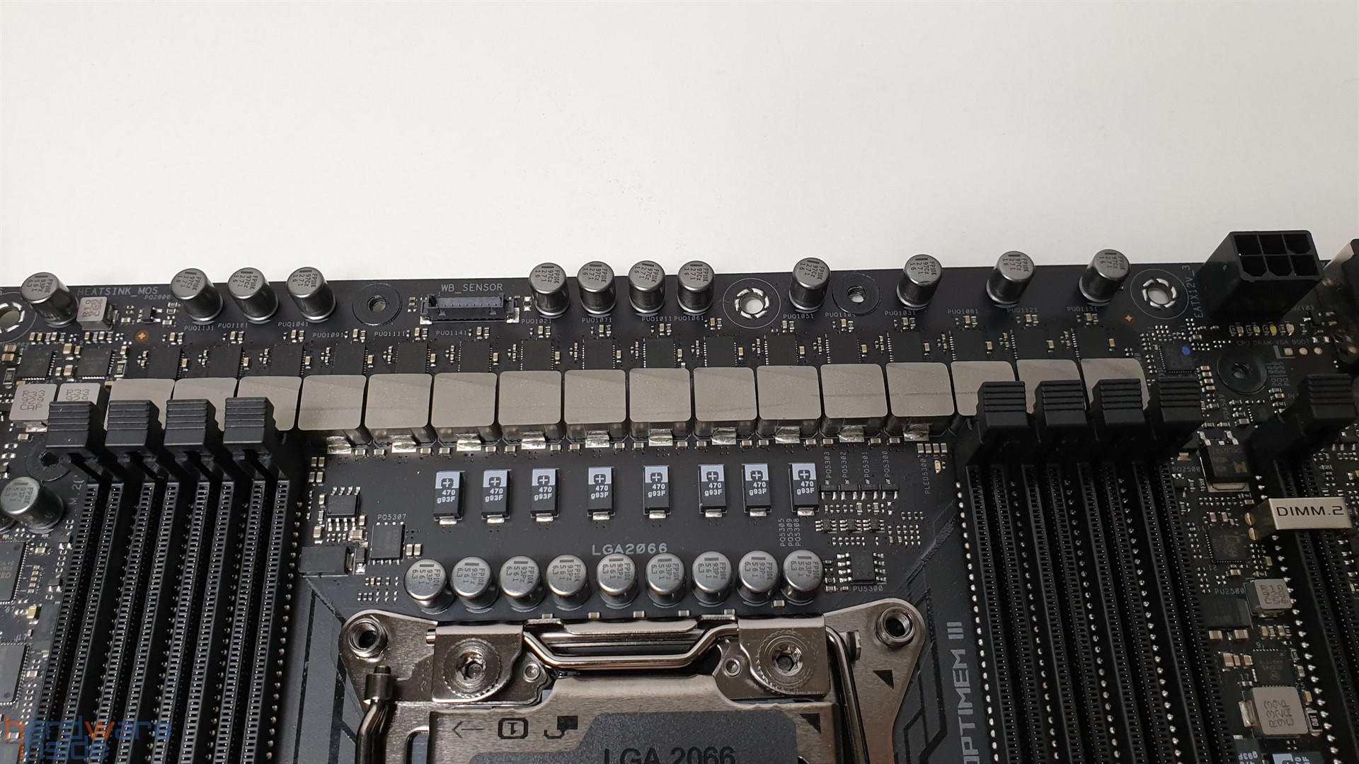 ASUS ROG RAMPAGE VI EXTREME ENCORE - Spannungsversorgung.jpg