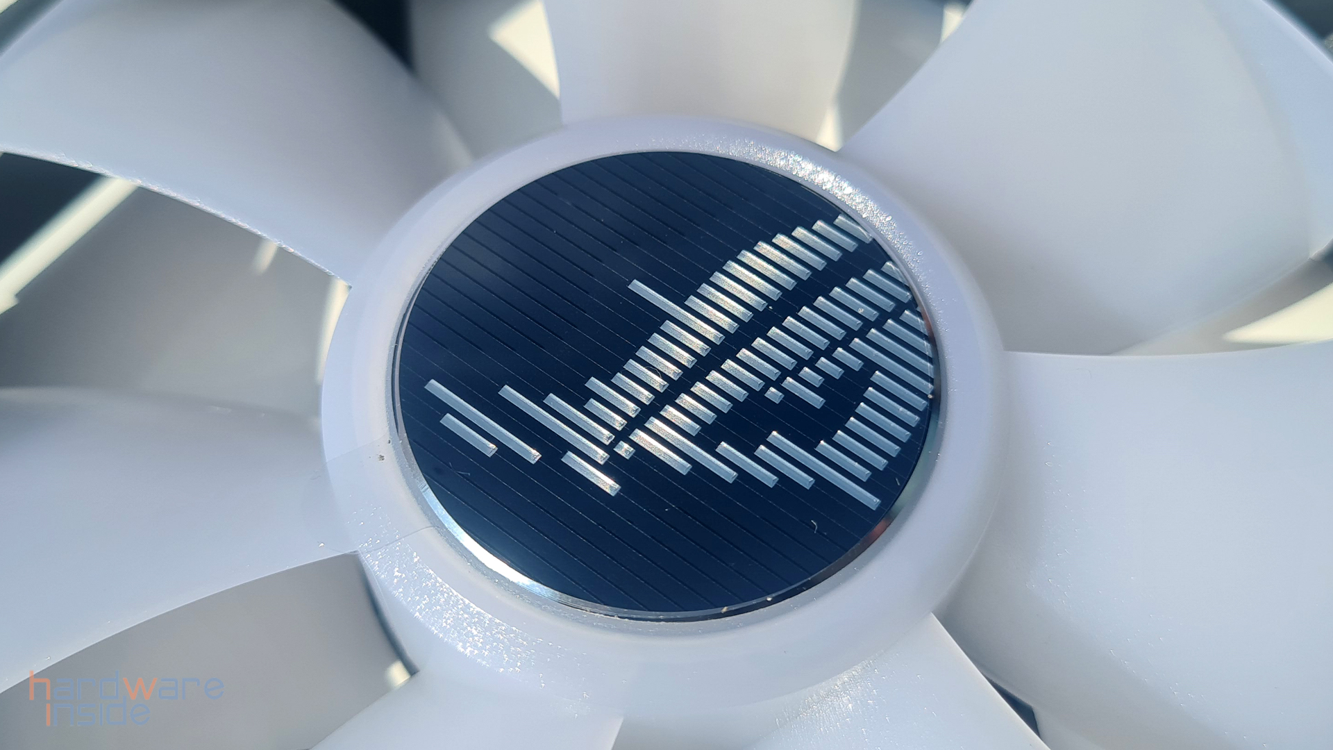 asus rog ryujin 3 360 ARGB_14.jpg