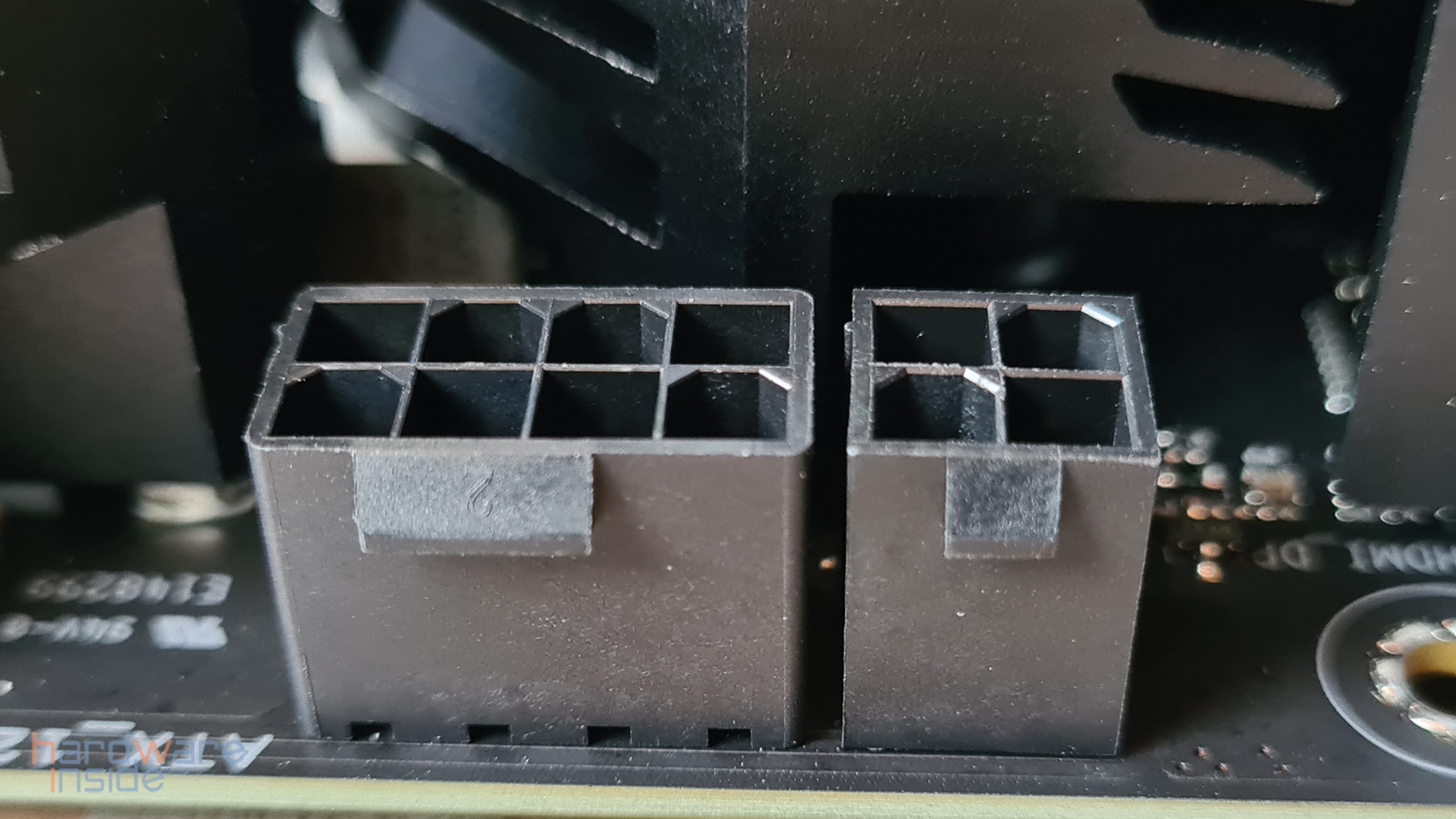 asus rog strix b660-g gaming wifi_23.jpg