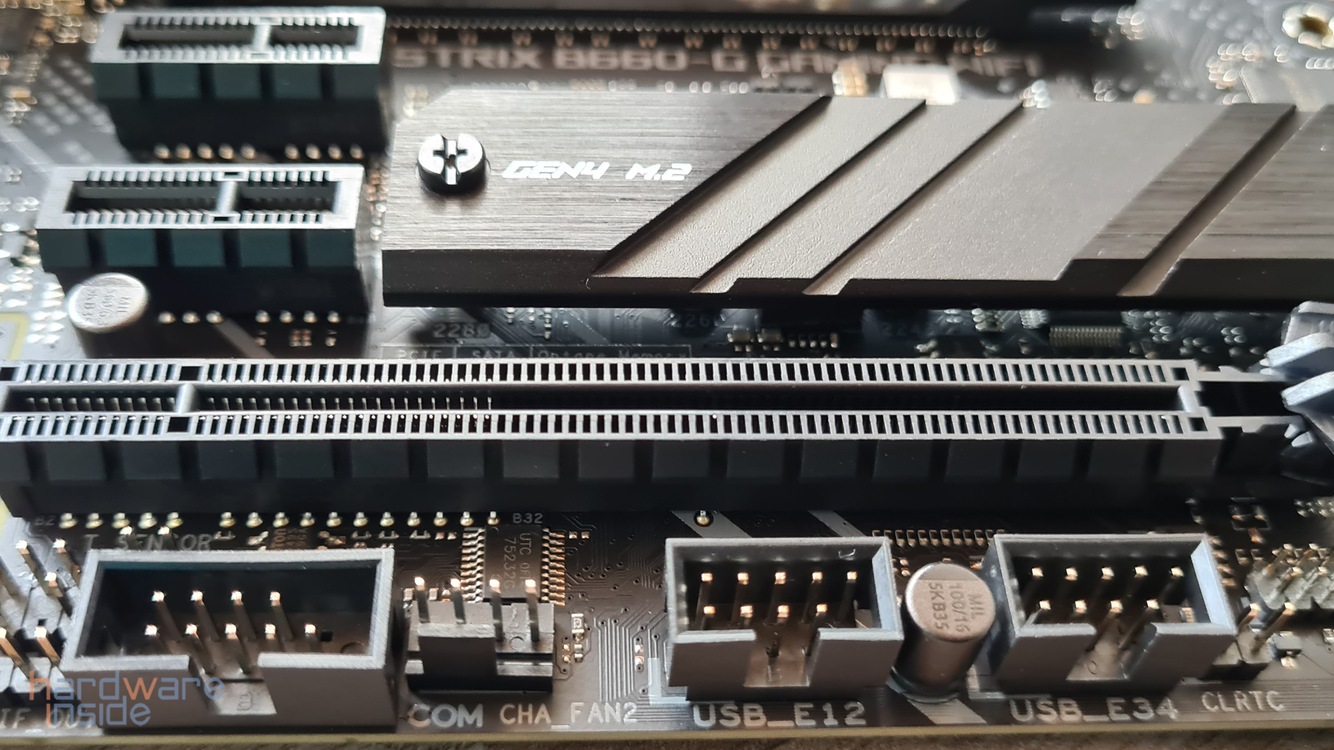 asus rog strix b660-g gaming wifi_26.jpg