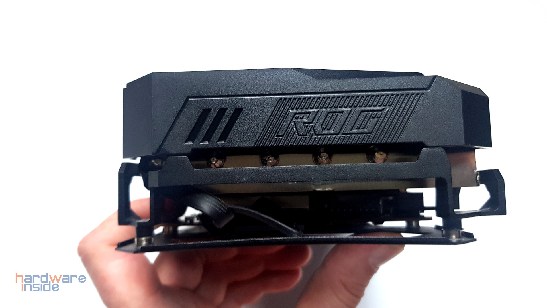 ASUS ROG STRIX RX 6700 XT 012G Gaming - 11.jpg