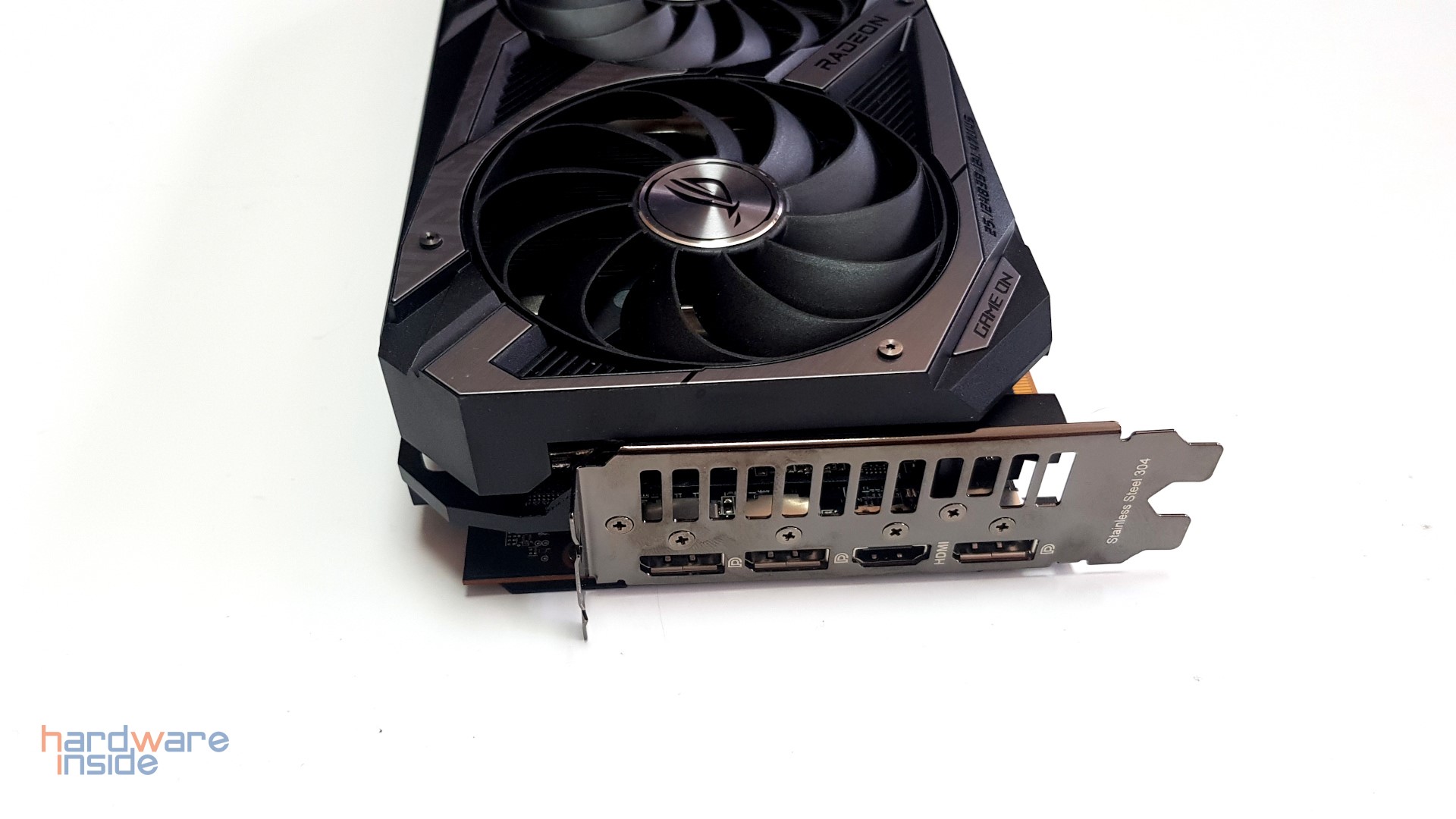 ASUS ROG STRIX RX 6700 XT 012G Gaming - 19.jpg