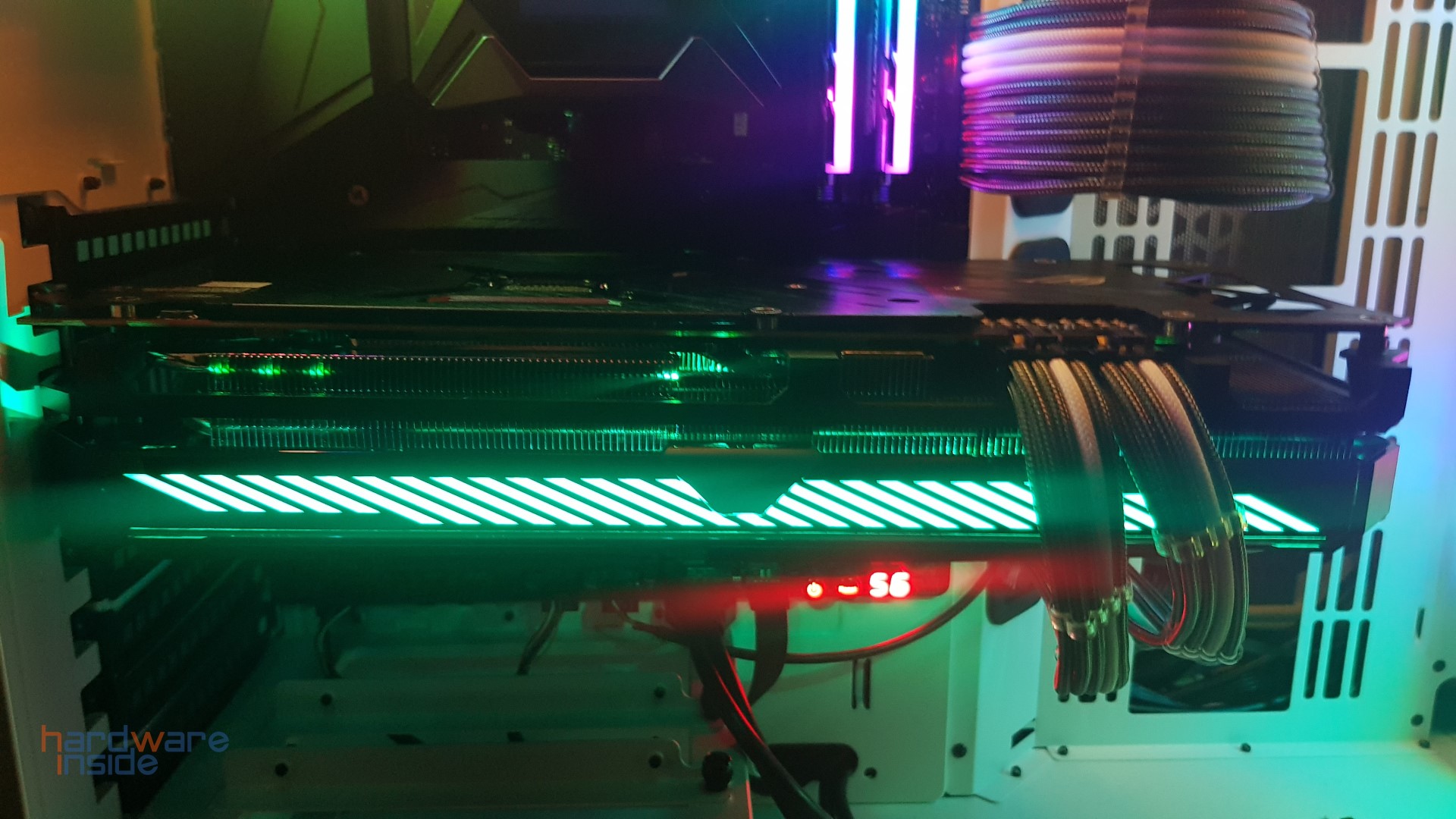 ASUS ROG STRIX RX 6700 XT 012G Gaming - 27.jpg