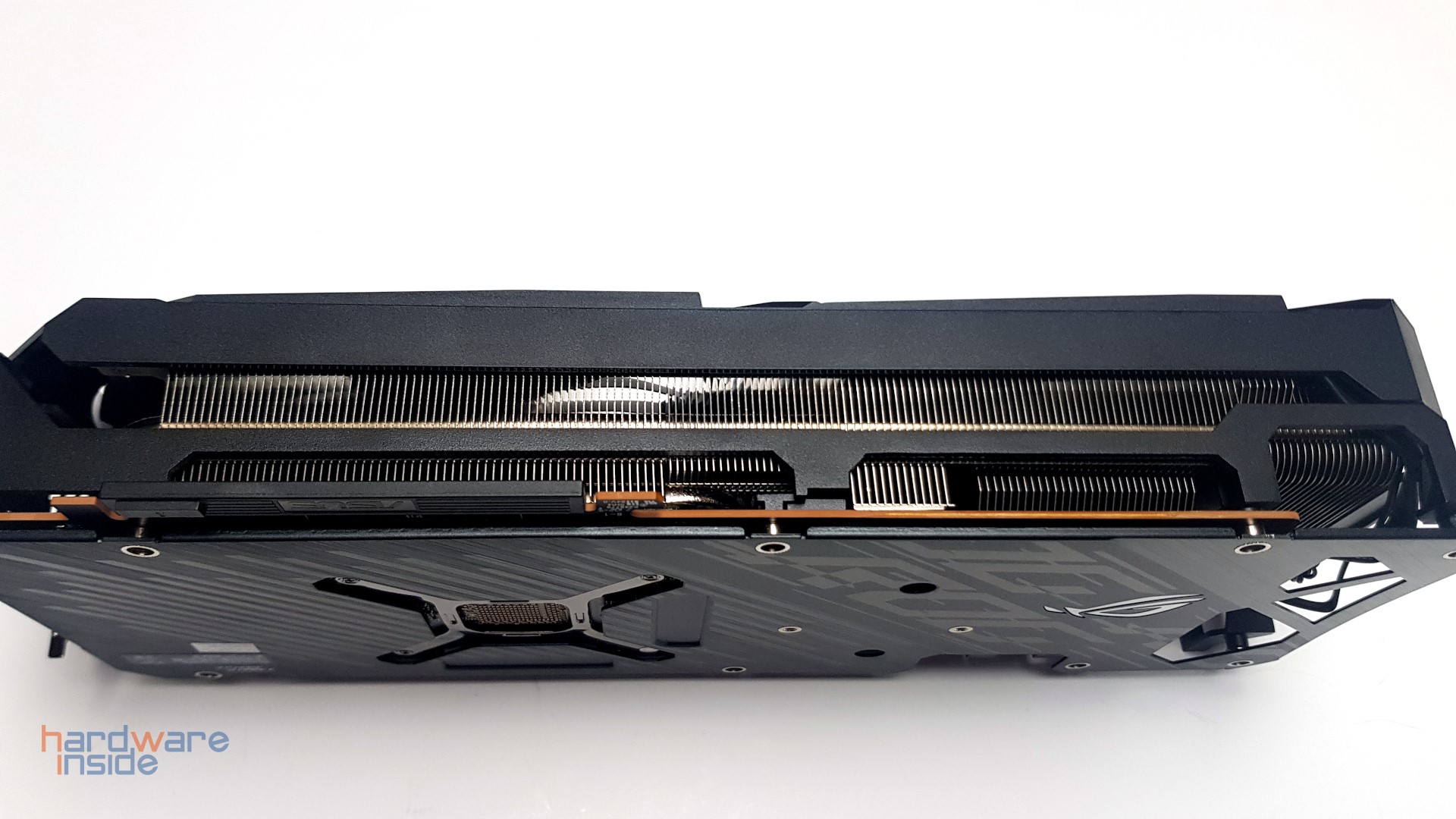 ASUS ROG STRIX RX 6700 XT 012G Gaming - 9.jpg