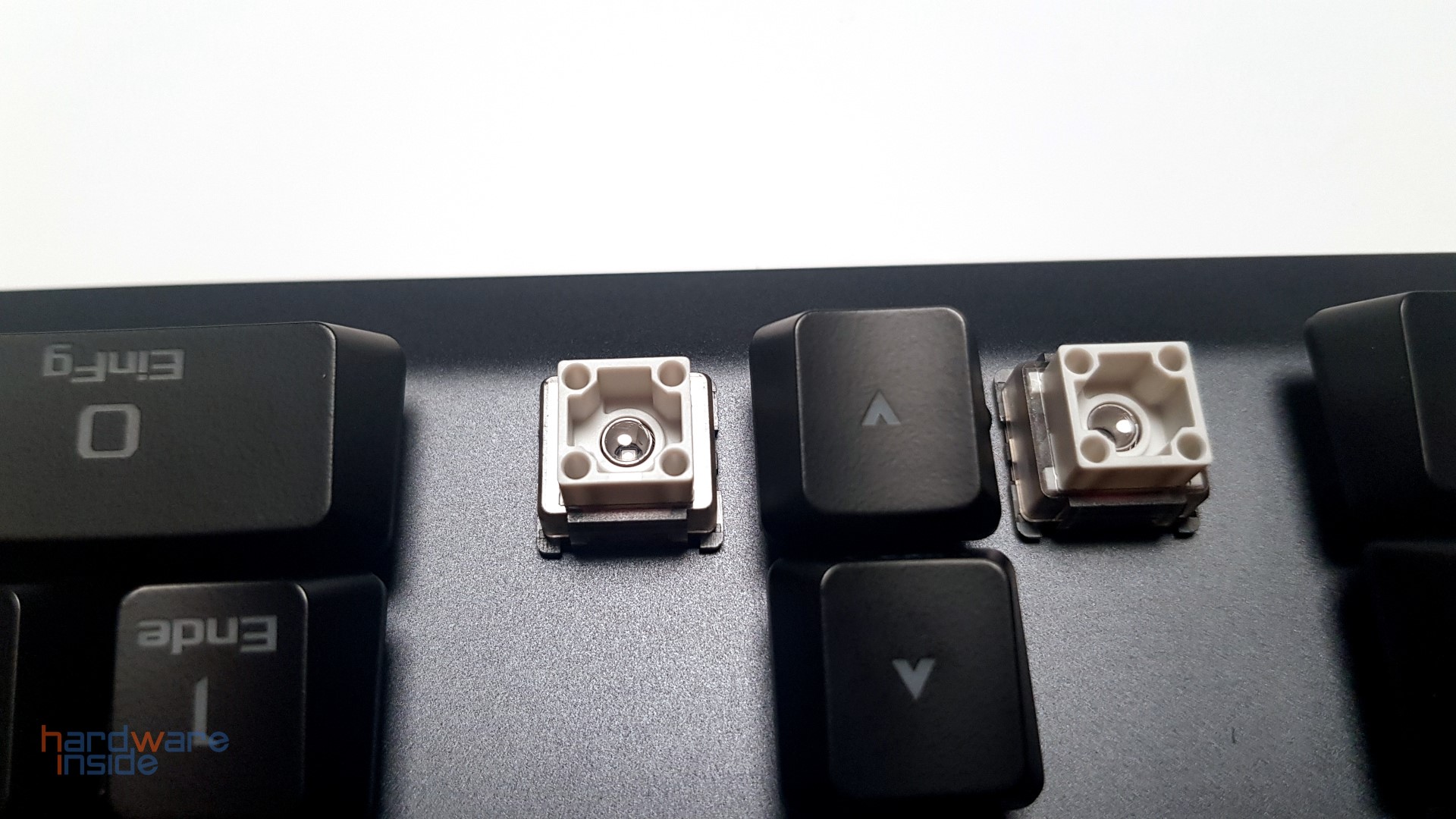 ASUS ROG Strix Scope RX - 18.jpg