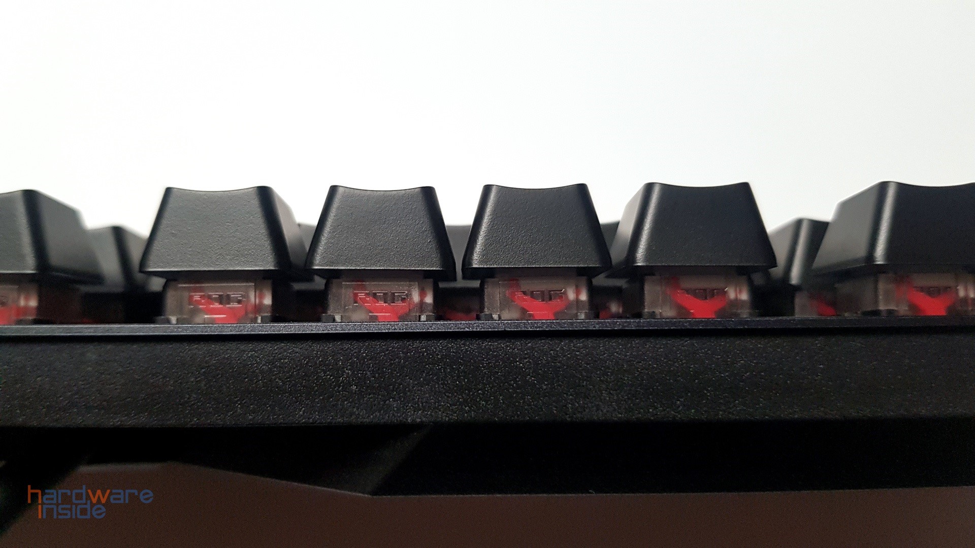 ASUS ROG Strix Scope RX - 19.jpg