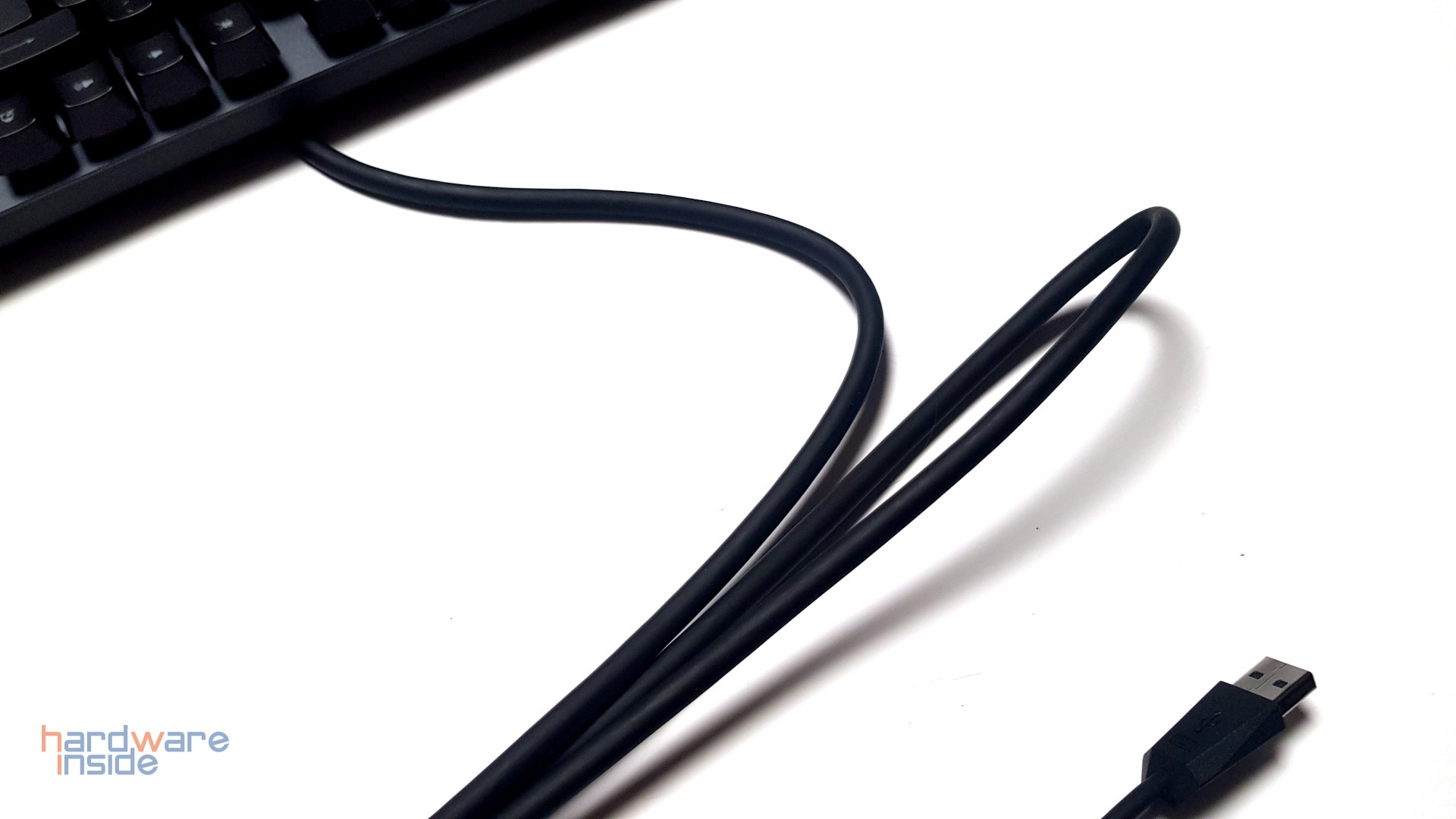 ASUS ROG Strix Scope RX - 25.jpg