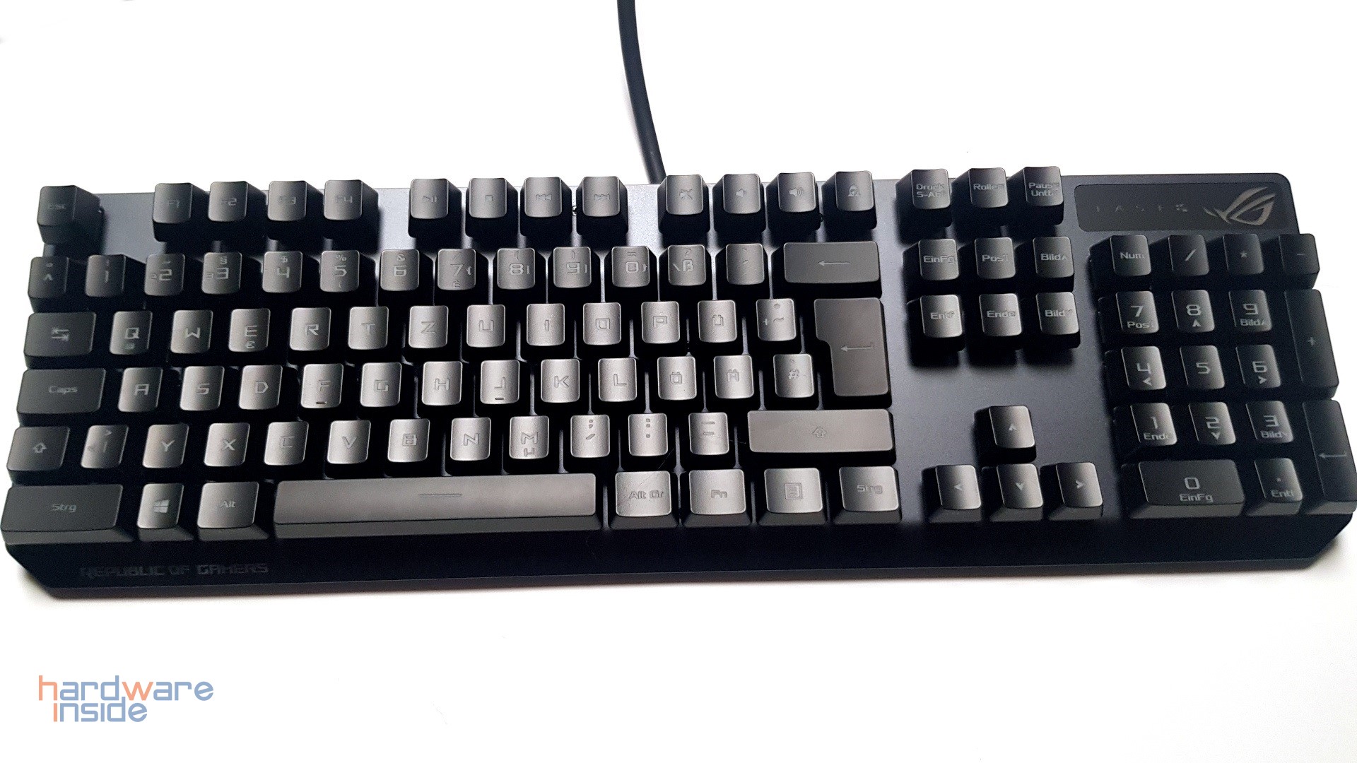 ASUS ROG Strix Scope RX - 5.jpg