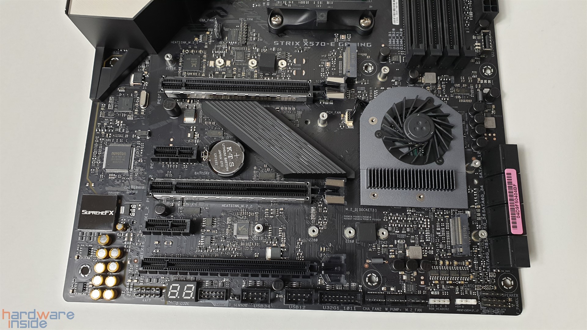 ASUS ROG STRIX X570-E Gaming 14.jpg | Die Hardware-Community für ...