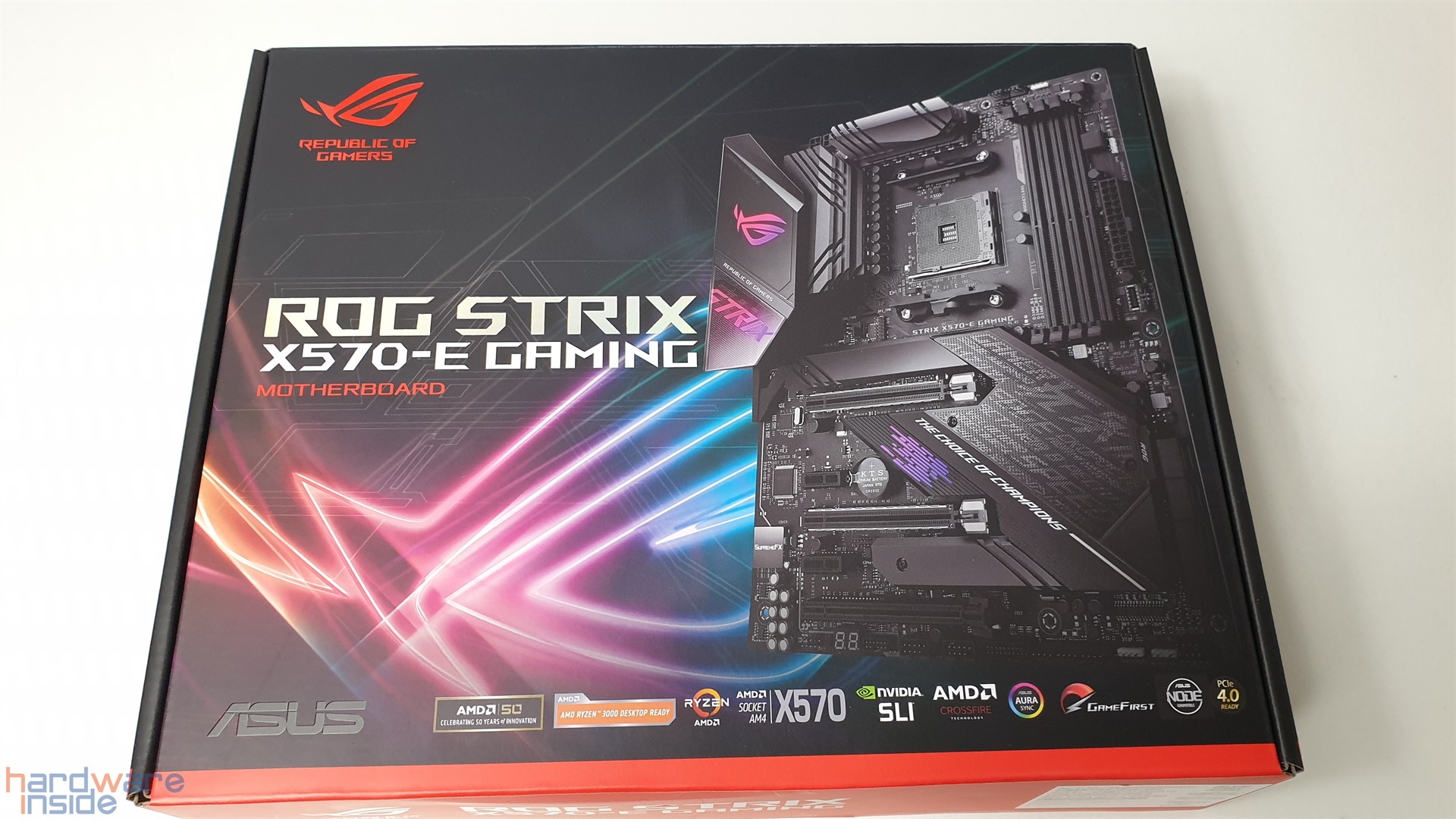 ASUS ROG STRIX X570-E Gaming OVP2.jpg