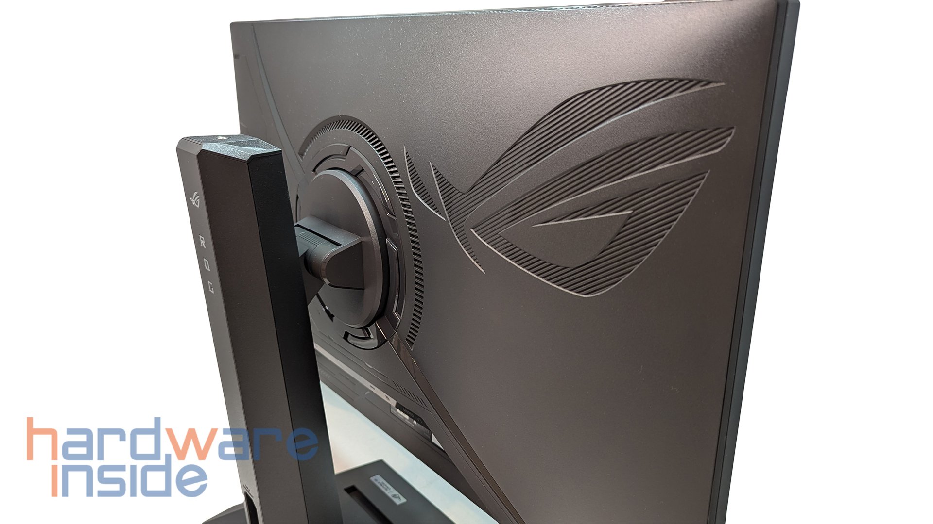 asus-rog-strix-xg27ucs-rueckseite-4.jpg