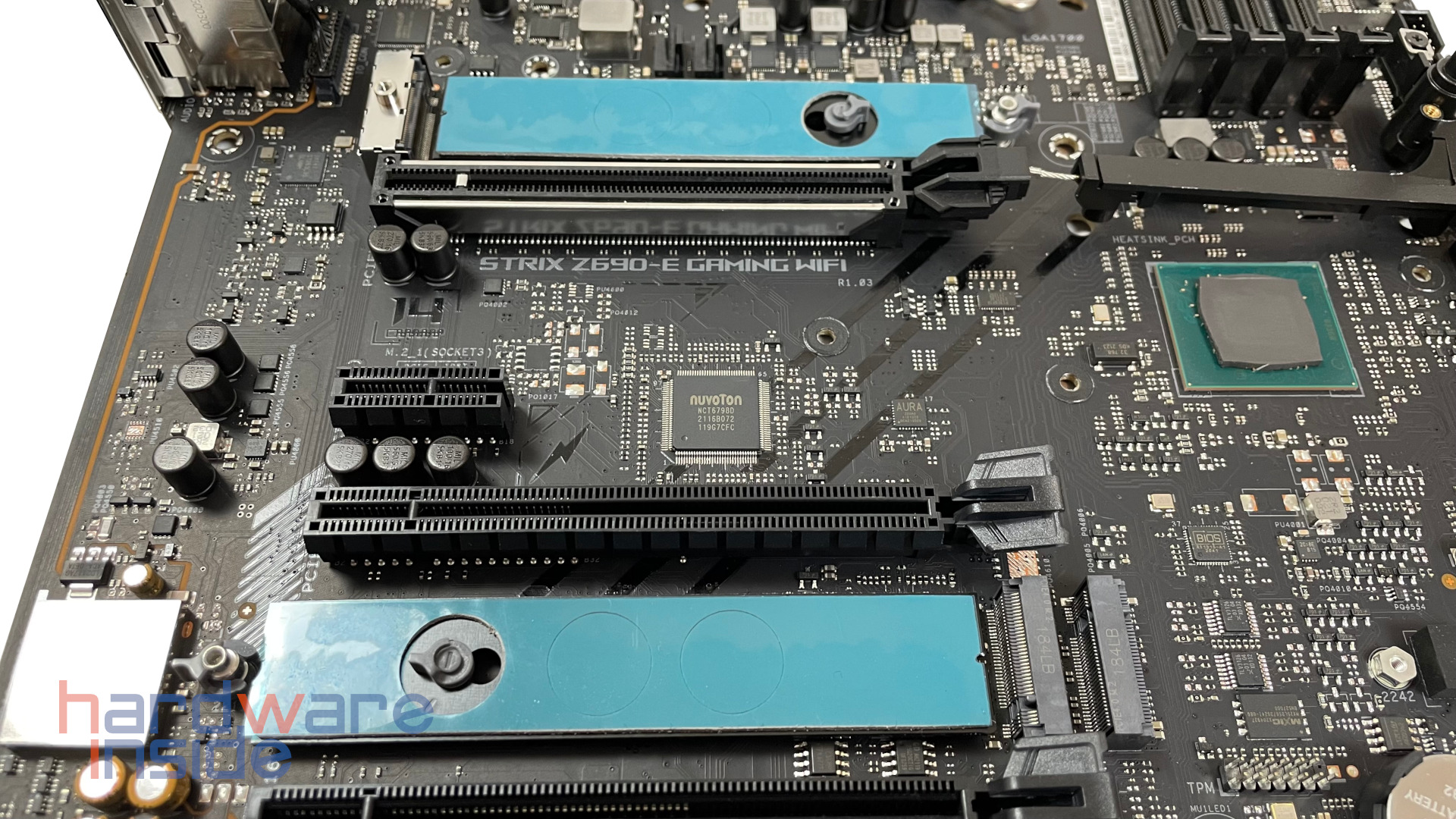 ASUS ROG STRIX Z690-E GAMING WIFI_15