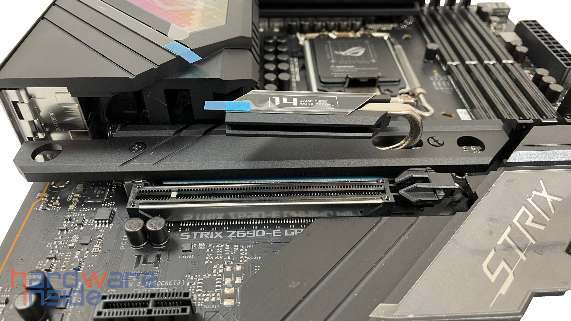 ASUS ROG STRIX Z690-E GAMING WIFI_23