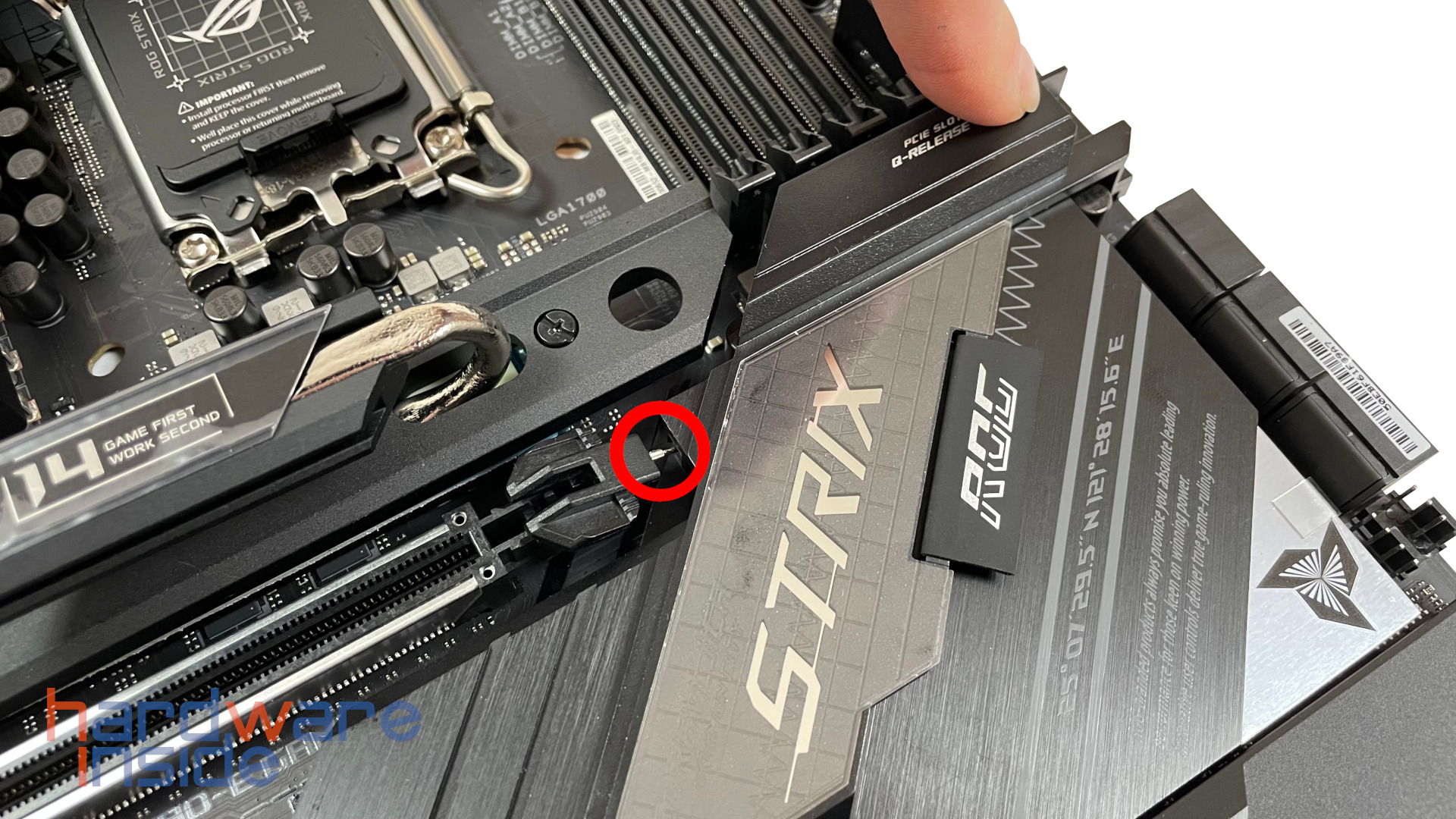 ASUS ROG STRIX Z690-E GAMING WIFI_29