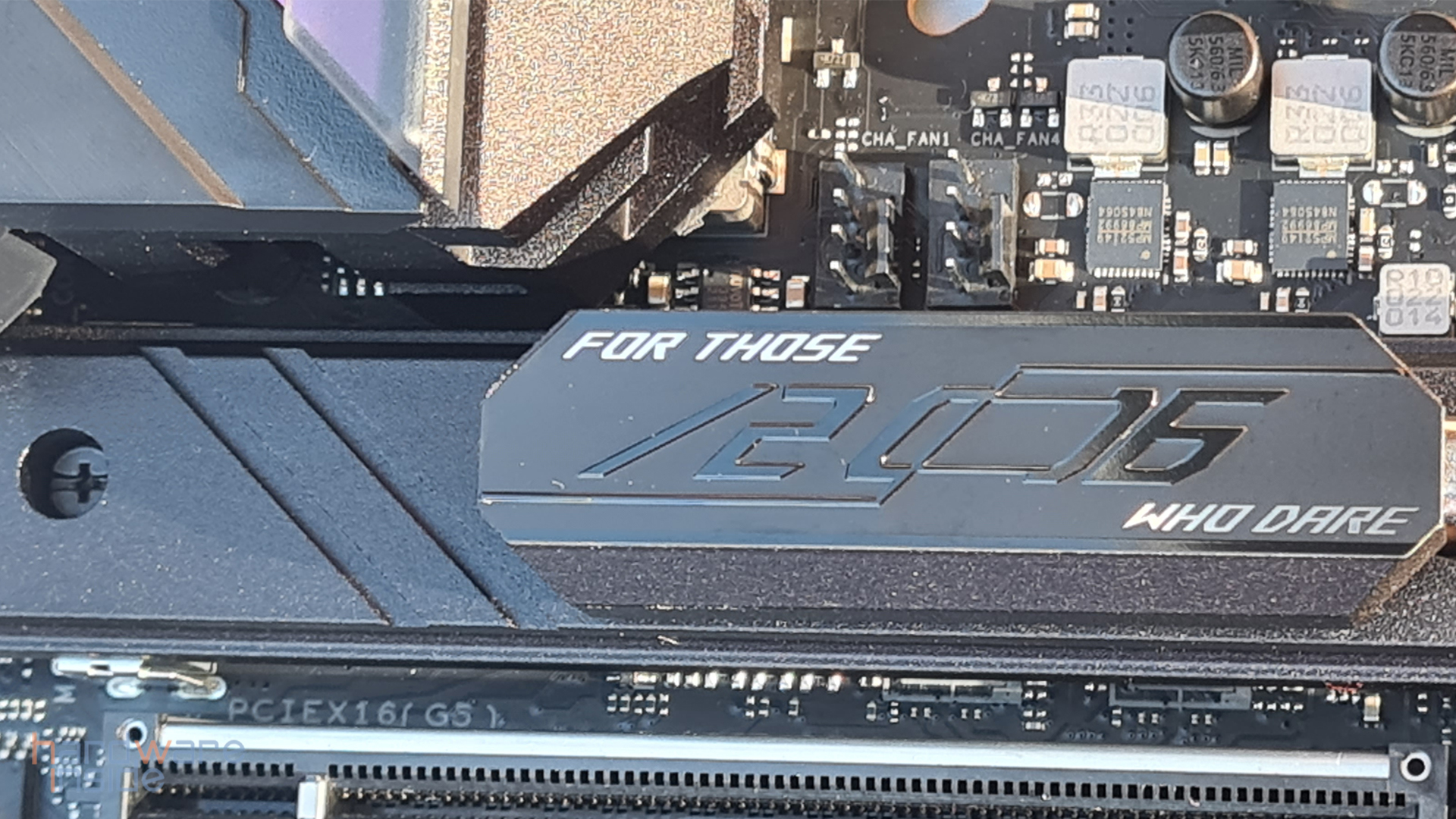 asus rog strix z790-e gaming wifi_12.jpg