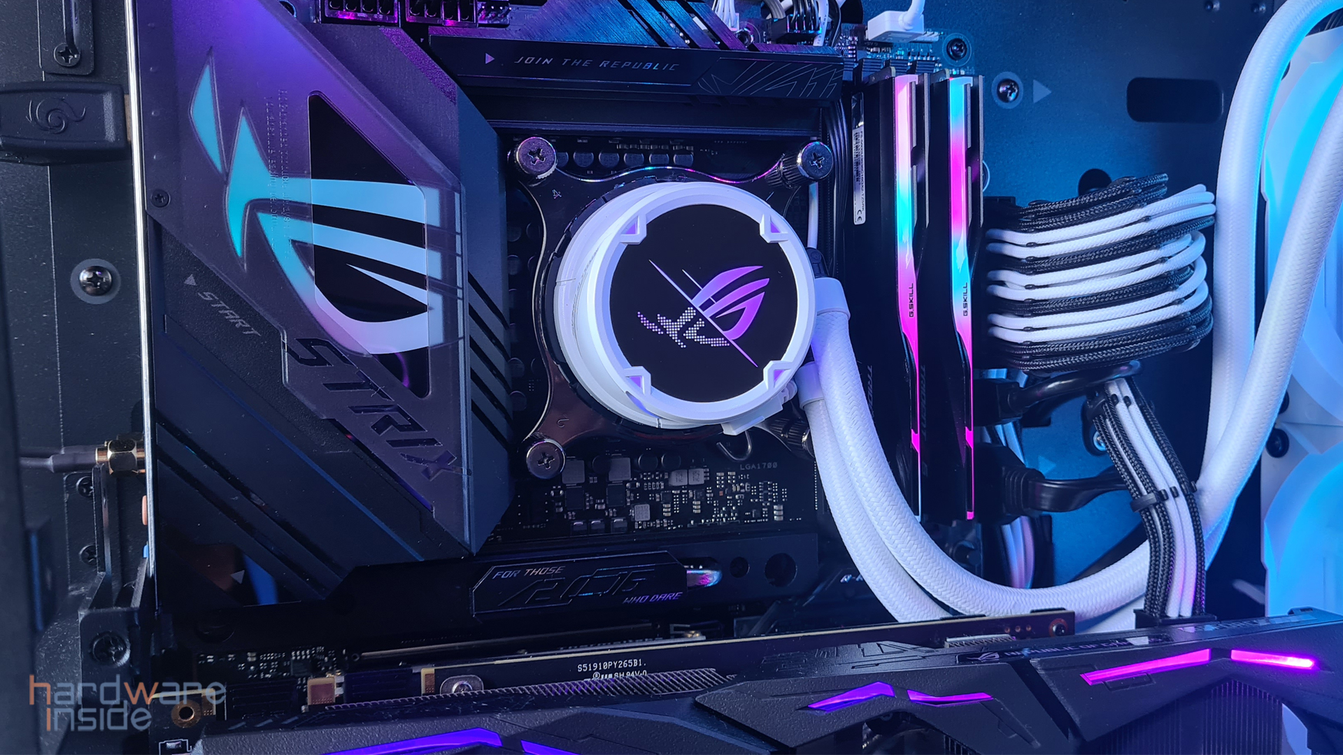 asus rog strix z790-e gaming wifi_36.jpg