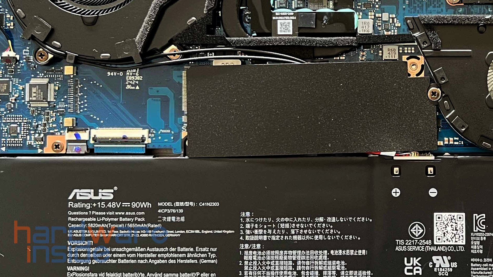 ASUS ROG Zephyrus G16 GA605W - 20 - zweiter SSD slot.jpg