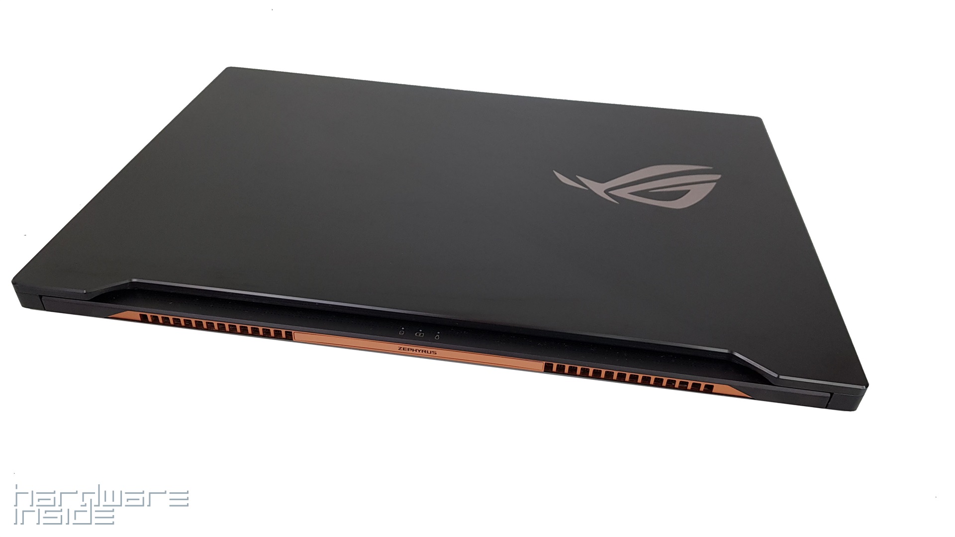 Asus ROG Zephyrus S GX701 - 20