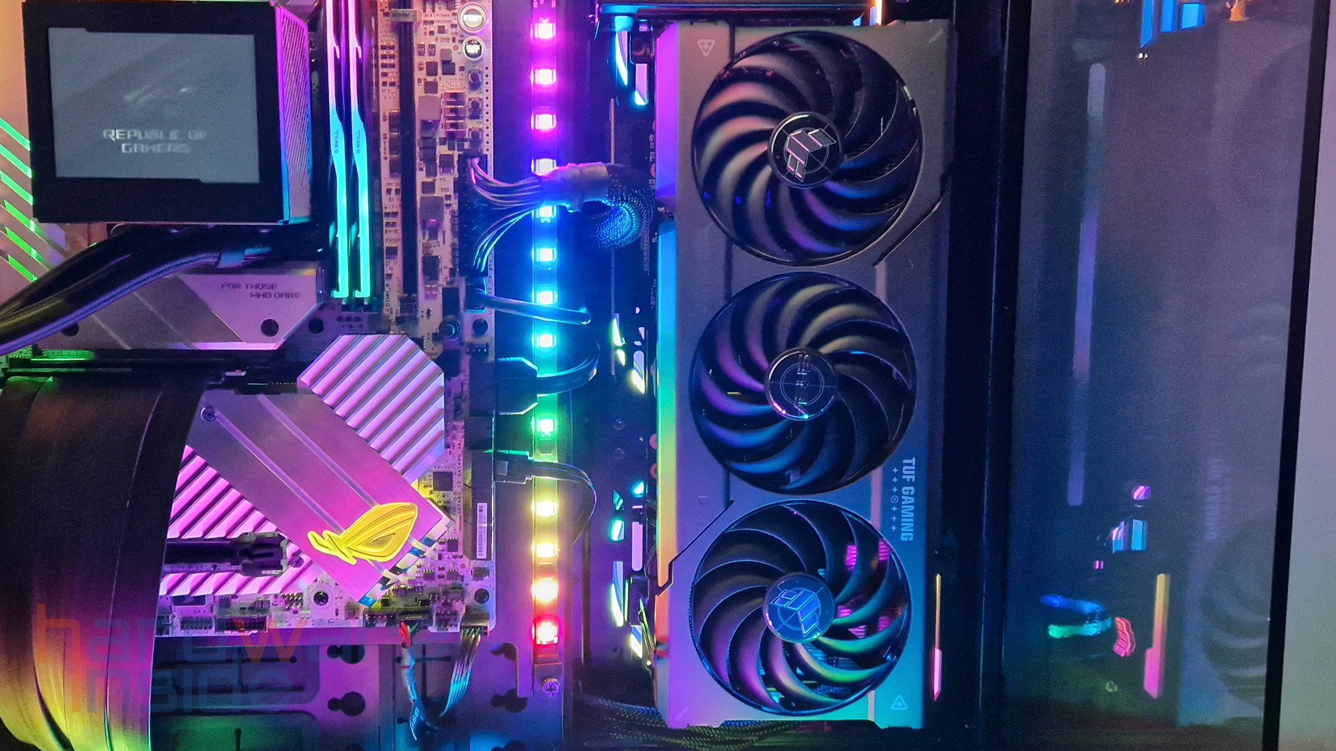 asus tuf 7800 xt 016G gaming oc_24.jpg