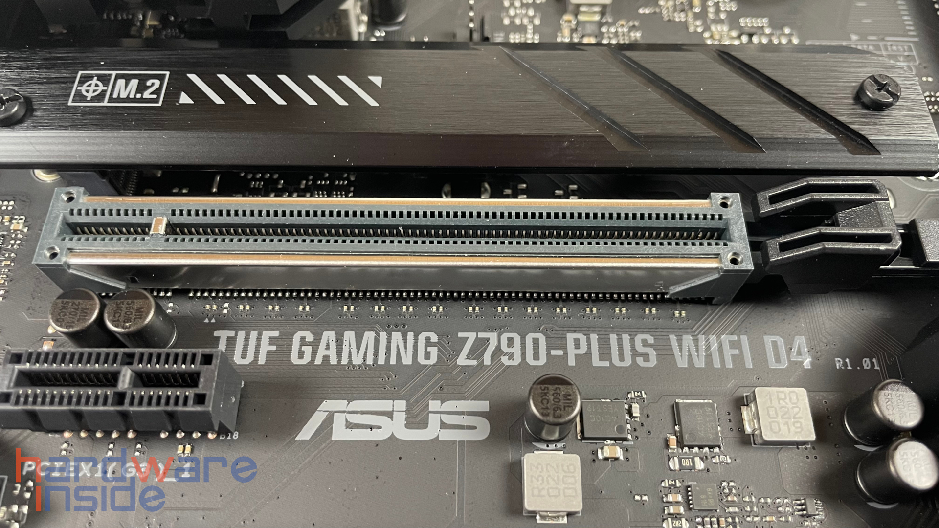 ASUS TUF GAMING Z790-PLUS WIFI D4_6