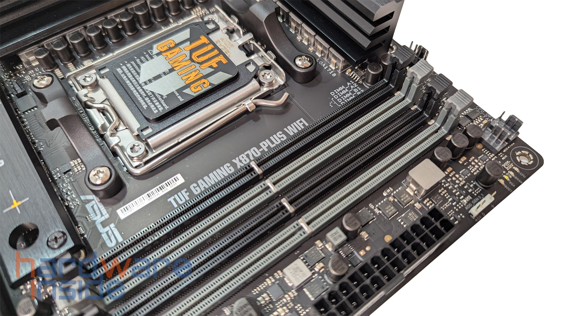 asus-tuf-x870-plus-wifi-mainboard-wifi-ram.jpg
