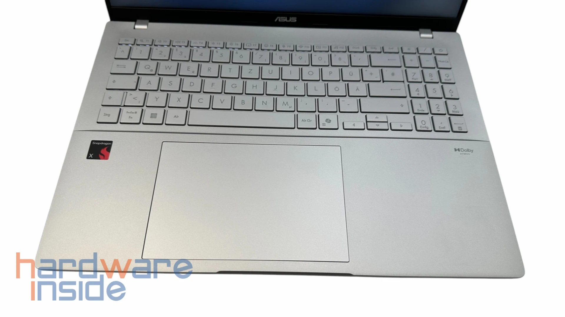 ASUS Vivobook 16 - 009.webp
