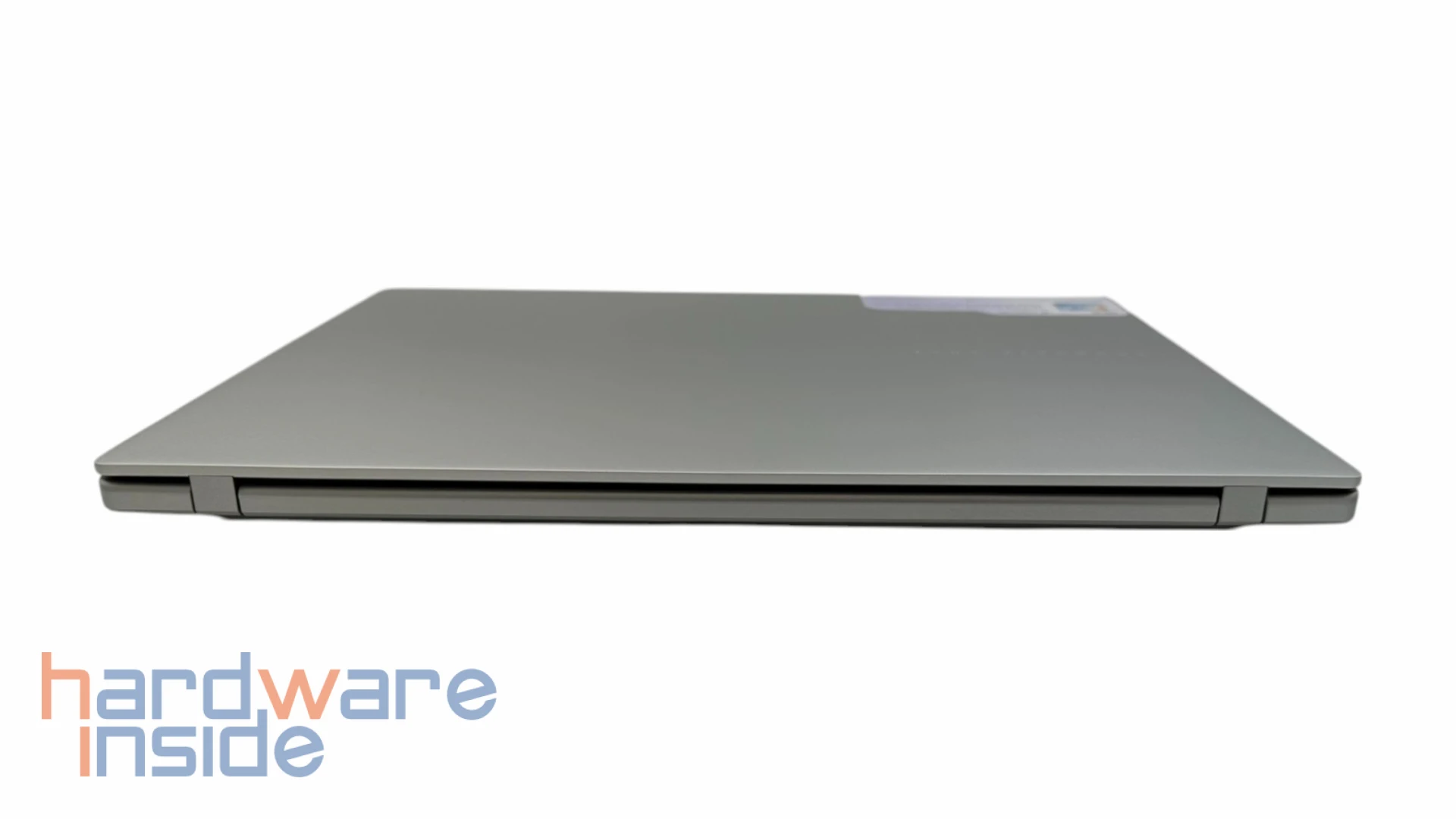 ASUS Vivobook 16 - 018.webp