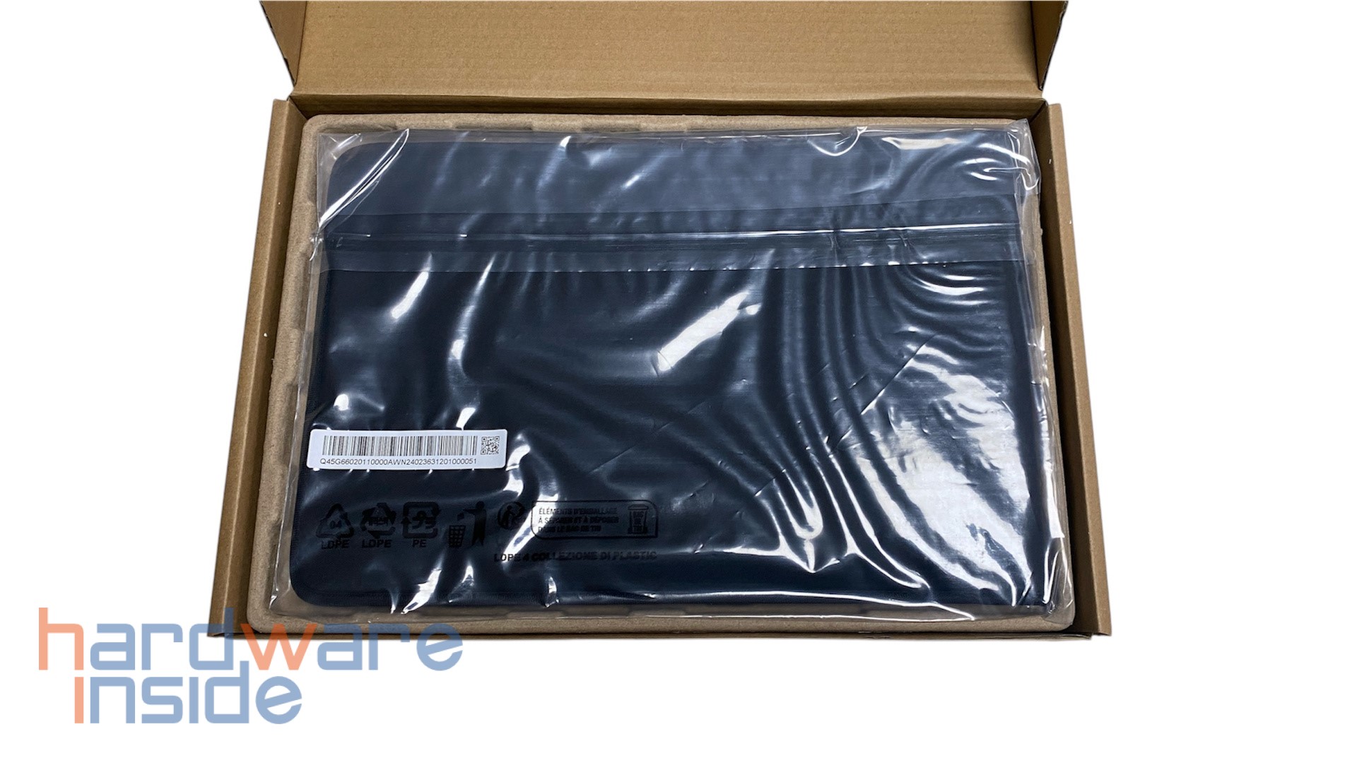 ASUS ZenScreen MB166CR_Lieferumfang_3.jpg